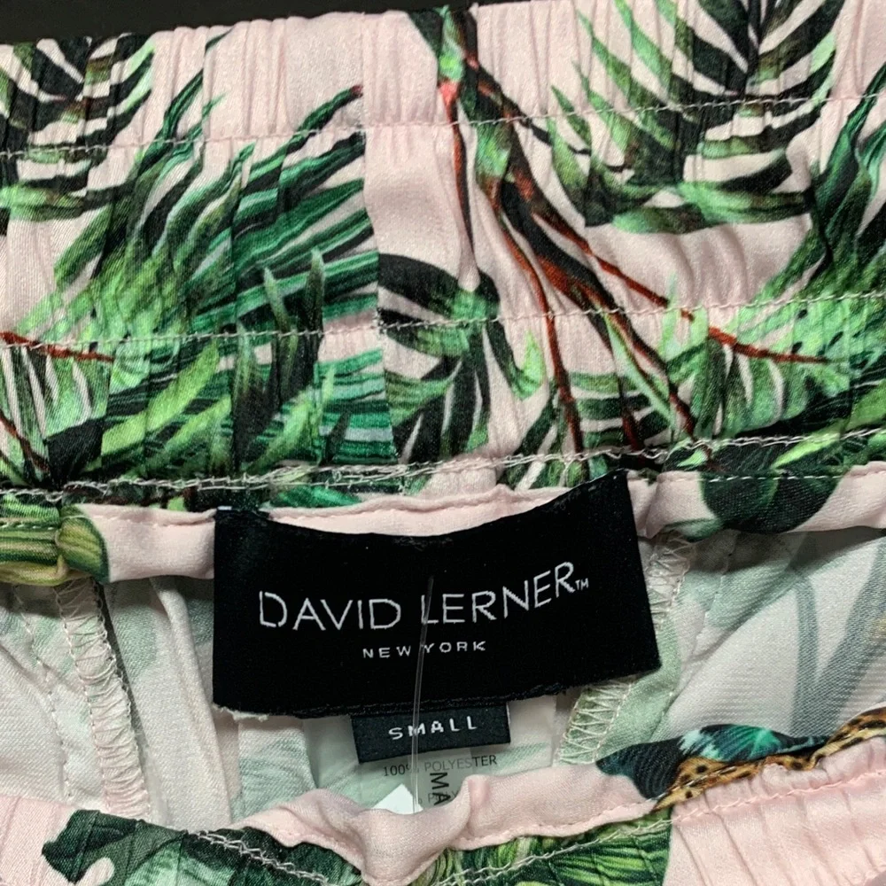 David Lerner Green Leaf Print Shorts Size Small - Picture 2 of 3